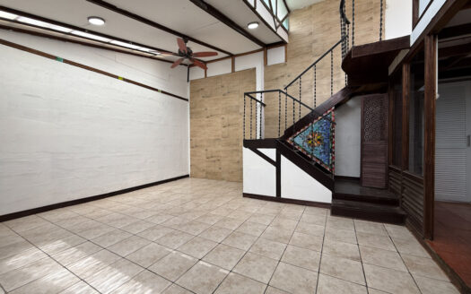 Casa en Residencial Seguro, Con Mucha Iluminación en la Zona de Dulce Nombre de Coronado COD 144736