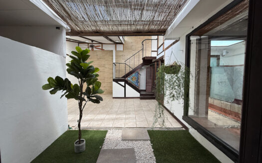 Casa en Residencial Seguro, Con Mucha Iluminación en la Zona de Dulce Nombre de Coronado COD 144736