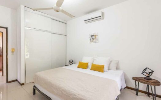 Casa y 2 Aptos en 10,984m2 de terreno con Potencial de Renta🌿 COD:144170