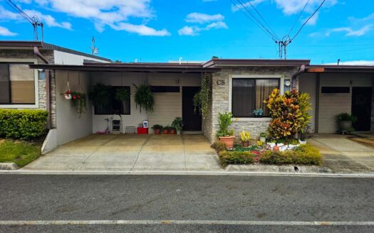 Venta de Casa de 1 Planta en Condominio de San Pablo De Heredia. Código 144594