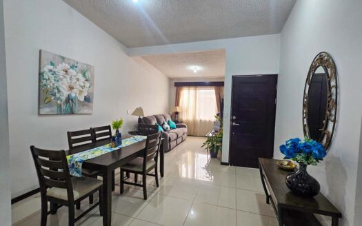 Venta de Casa de 1 Planta en Condominio de San Pablo De Heredia. Código 144594