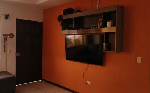 Casa En Venta De Una Planta En San Isidro De Alajuela Con Amplio Terreno de 718 m2. COD.