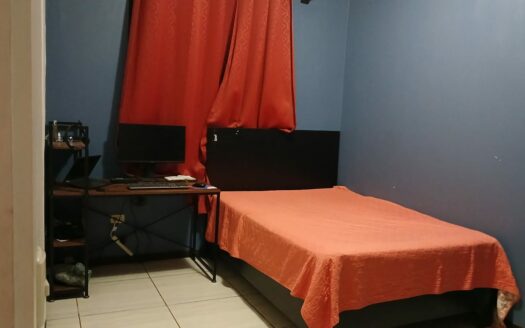 Casa En Venta De Una Planta En San Isidro De Alajuela Con Amplio Terreno de 718 m2. COD.