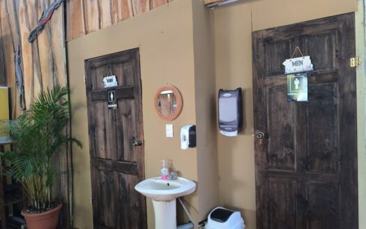 Propiedad para INVERSIÓN PLAYA ESTERILLOS OESTE (La Sirena) a 100 metros de la playa!! 343 m2 OPORTUNIDAD ÚNICA!! (Cod.145162)