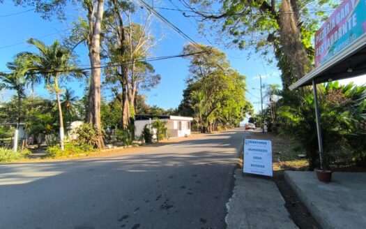 Propiedad para INVERSIÓN PLAYA ESTERILLOS OESTE (La Sirena) a 100 metros de la playa!! 343 m2 OPORTUNIDAD ÚNICA!! (Cod.145162)