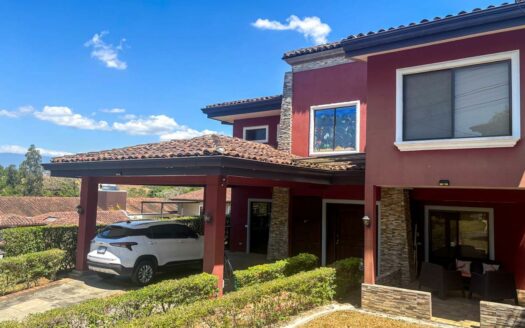 Casa En Venta En La Guácima, Condominio Posada Del Río, Amplio Jardín – Home For Sale In La Guácima, Posada Del Río Condominium, Large Garden.cod.145196