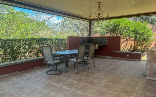 Casa En Venta En La Guácima, Condominio Posada Del Río, Amplio Jardín – Home For Sale In La Guácima, Posada Del Río Condominium, Large Garden.cod.145196