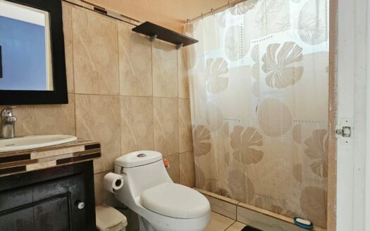 Casa En Venta De Una Planta En San Isidro De Alajuela Con Amplio Terreno de 718 m2. COD. 144847