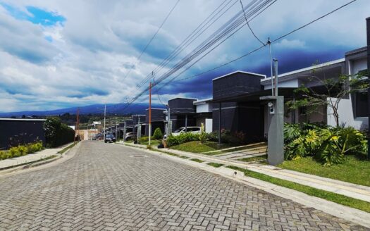 ¡OPORTUNIDAD! Casa En Venta En San Isidro De Alajuela. Una Planta. Para Estrenar. COD. 145983