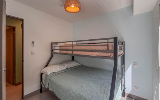 Apartamento En Venta En Punta Leona, Vista A La Montaña, Piso 16, 83 m² Cod 145429