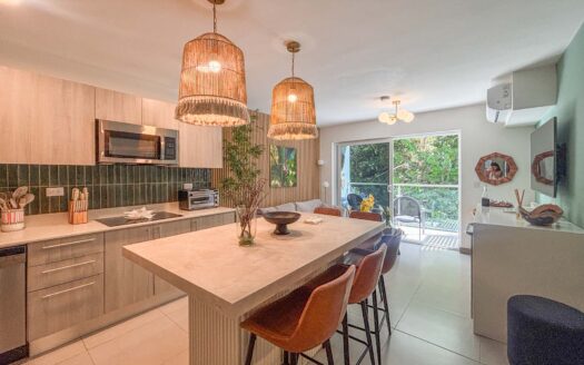 Apartamento En Venta En Punta Leona, Vista A La Montaña, Piso 16, 83 m² Cod 145429