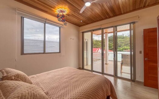 Casa En Venta En Punta Leona, Para Estrenar, A 3 Min De Playa Mantas, Piscina Y Jacuzzi