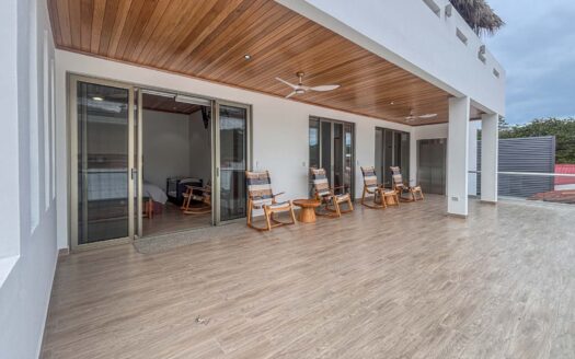 Casa En Venta En Punta Leona, Para Estrenar, A 3 Min De Playa Mantas, Piscina Y Jacuzzi