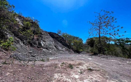 Terreno Estratégico en Playa Grande a 3 Minutos del Mar 🌊 COD:146266