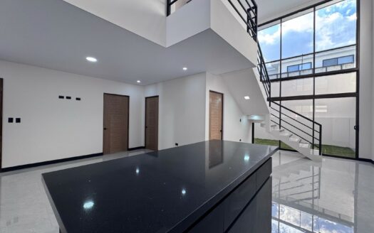 Tres Ríos: Estrene Casa en Condominio con 3 Habitaciones + 3 Parqueos. #146350