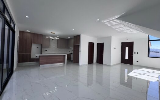 Tres Ríos: Estrene Casa en Condominio con 4 Habitaciones + 3 Baños Completos. #146193