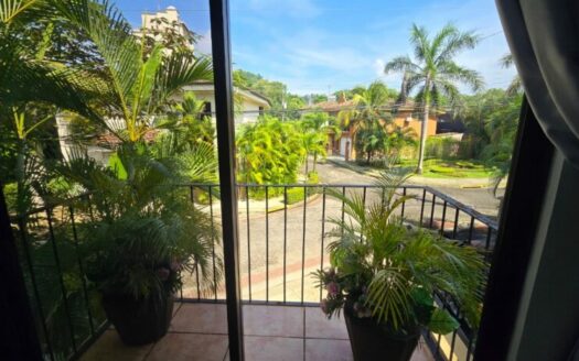 🌊 Casa Frente al Mar en Venta en Jacó | 4 Habitaciones | Piscina Privada | Comunidad La Flor Cod.146779