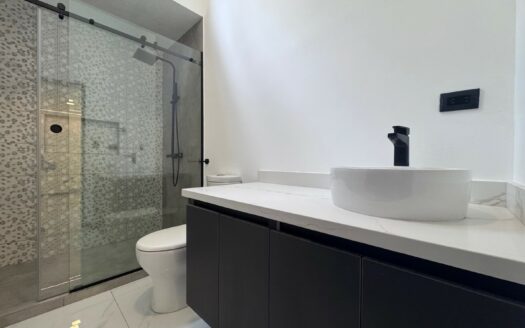 Tres Ríos: Casa en Condominio a Estrenar con 4 Habitaciones. #147488