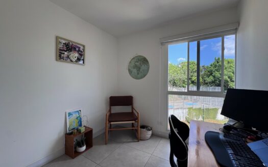 Curridabat: Apartamento en Alquiler Semiamueblado con 3 Habitaciones en Condominio Monte Alto. #146305