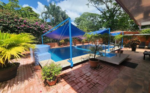 Exclusivo Mini Hotel Boutique en Jacó – Propiedad de Inversión Llave en Mano con Alta Rentabilidad Cod. 147283