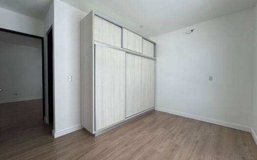 Tres Ríos: Casa a Estrenar en Condominio con Espectacular Rooftop con Vista + 3 Habitaciones Todas con Baño. #146290