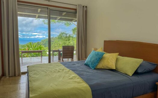 Villa con Vista al Mar + Guest House en 5.426 m² a 5 Min de Playa Santa Teresa 🌊 COD:147057