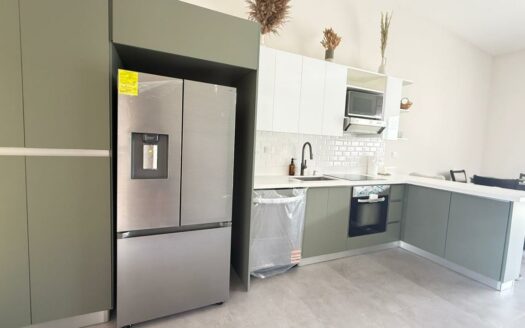 Casa Moderna con Piscina Privada y Entrega Inmediata en Condominio Arenas, Herradura Cod. 147500