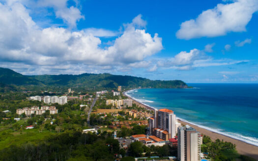 🌊 Casa Frente al Mar en Venta en Jacó | 4 Habitaciones | Piscina Privada | Comunidad La Flor Cod.146779