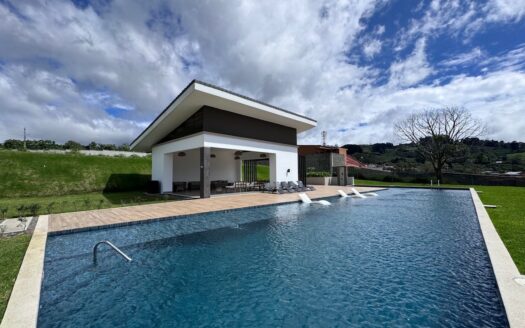 Dulce Nombre La Unión: Casa a Estrenar 100% Separada con 4 Habitaciones. #147250