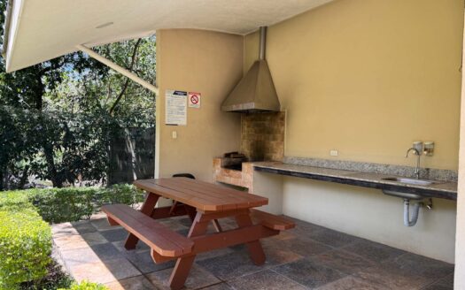 Apartamento En Venta En Santa Ana Centro Con Balcón Y Amenidades de Lujo. Cod.