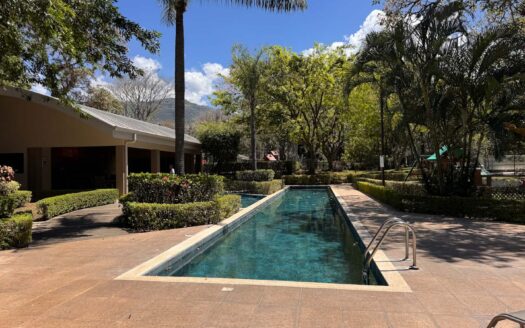 Apartamento En Venta En Santa Ana Centro Con Balcón Y Amenidades de Lujo. Cod.