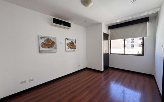 Apartamento En Venta En Santa Ana Centro Con Balcón Y Amenidades de Lujo. Cod. 147161