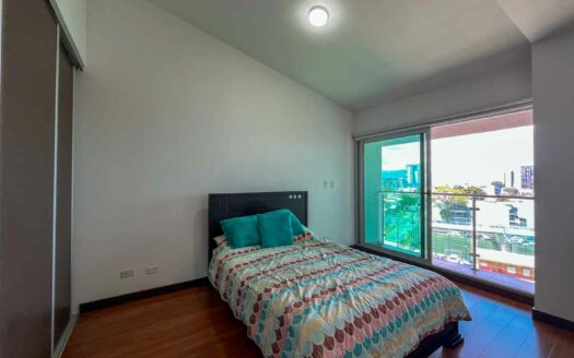 Apartamento En Venta En San Pedro, Amueblado Con 2 Parqueos y Bodega cod.C146273