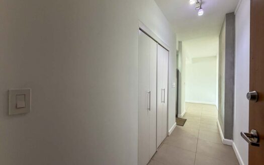 Apartamento En Venta En Sabanilla Montes De Oca Piso 5 Con Vista Y Amenidades cod.F146470