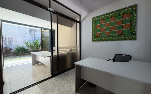 Edificio En Venta En San Pedro Montes De Oca Con Amplio Parqueo Y Ubicación Estratégica cod.147429