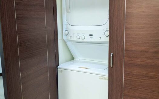 Apartamento En Venta En San Pedro, Los Yoses, Amueblado Con 2 Parqueos y Bodega cod.C146273