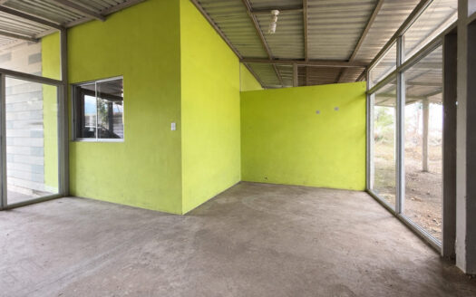 Casa de 2 Plantas, Con Iluminación Natural, en Residencial con Amplia Zona Verde COD 146190