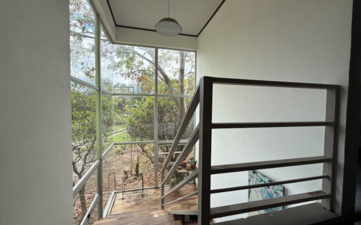 Casa de 2 Plantas, Con Iluminación Natural, en Residencial con Amplia Zona Verde COD 146190