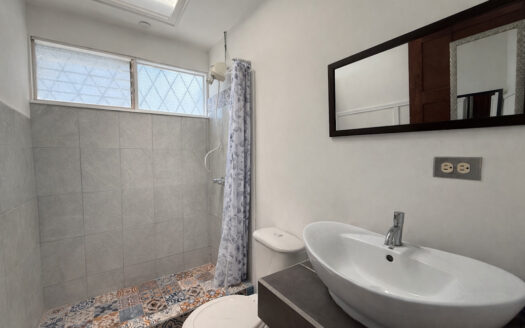 Venta de Casa de una Planta, Cerca de Novacentro, Guadalupe COD 147378