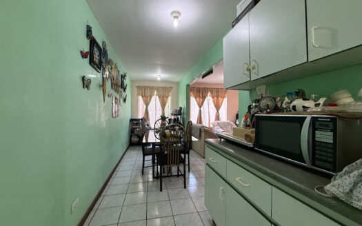 Casa Esquinera de una Planta en Residencial Saint Clare, San Vicente de Moravia COD 146448