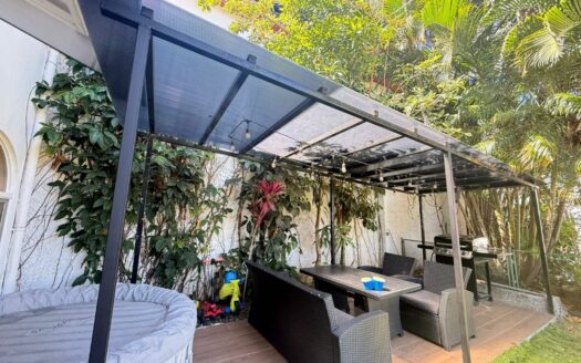 La Oportunidad de su casa cerca de todo está en Escazú, amplia, en Condominio de pocas casas. Cód 146388