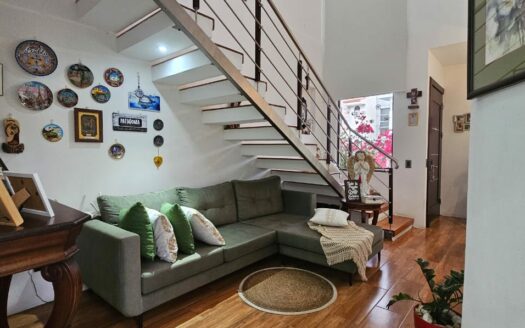 Casa En Venta En Condominio Botánica, Alajuela, Diseño Moderno y Habitación Completa En Planta Baja. COD. 146846