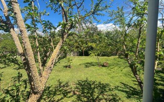 Casa en Venta en La Garita de Alajuela con Quinta de 3.017 m² y 2 Apartamentos.cod.146582