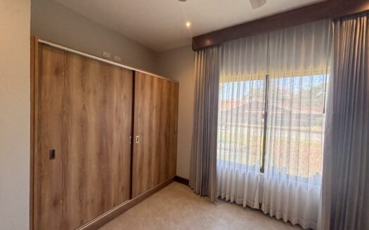 Casa en Venta en Hacienda Los Reyes, La Guácima – Amplio Lote de 930 m².cod.146554