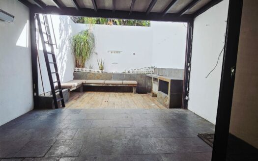 ¡OPORTUNIDAD! Casa En Venta de 3 Habitaciones En Condominio En Alajuela Centro en Primera Planta. COD. 146814