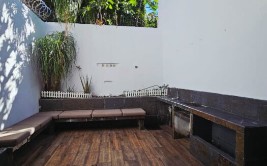 ¡OPORTUNIDAD! Casa En Venta de 3 Habitaciones En Condominio En Alajuela Centro en Primera Planta. COD. 146814