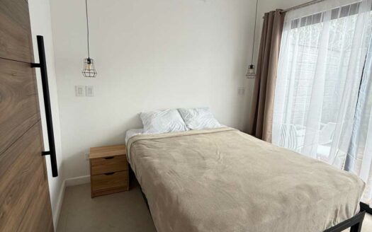 Casa Nueva de 178 m² con 4 HB a 5 min Santa Cruz COD:147310