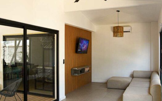 Casa Nueva de 178 m² con 4 HB a 5 min Santa Cruz COD:147310