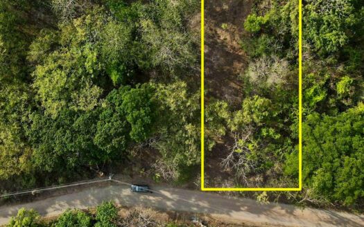 Build-Ready Lot in Salinitas | Just 4 Min from Playa Grande 🌿 COD: 146251