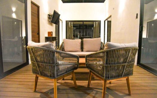 Casa Nueva de 178 m² con 4 HB a 5 min Santa Cruz COD:147310